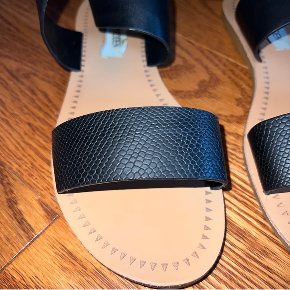 Steve Madden Sandals - Picture 4 of 4